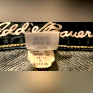 Eddie Bauer dark blue jeans size 34 x 36 in great condition